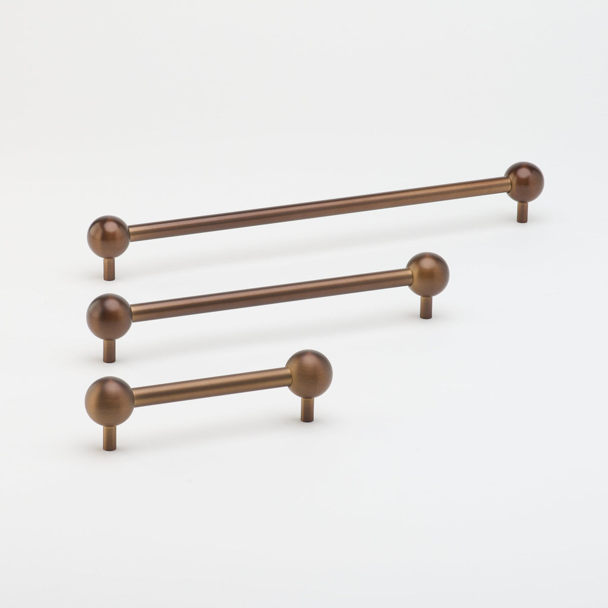 Sphere Pull Bronze — view 1