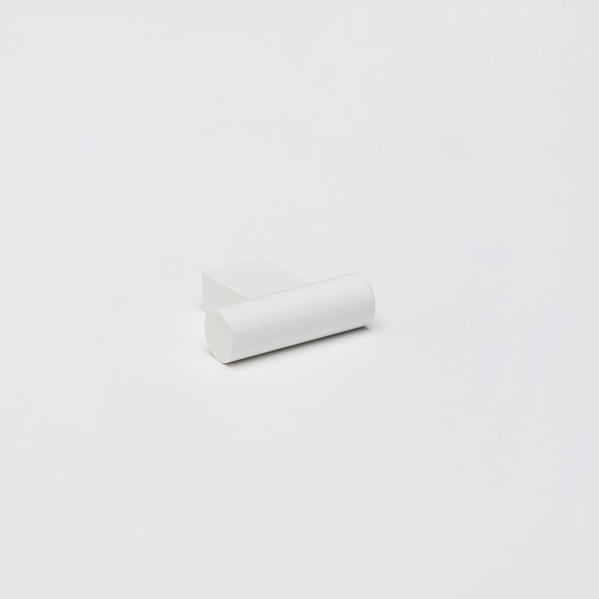 T Pull White — view 3