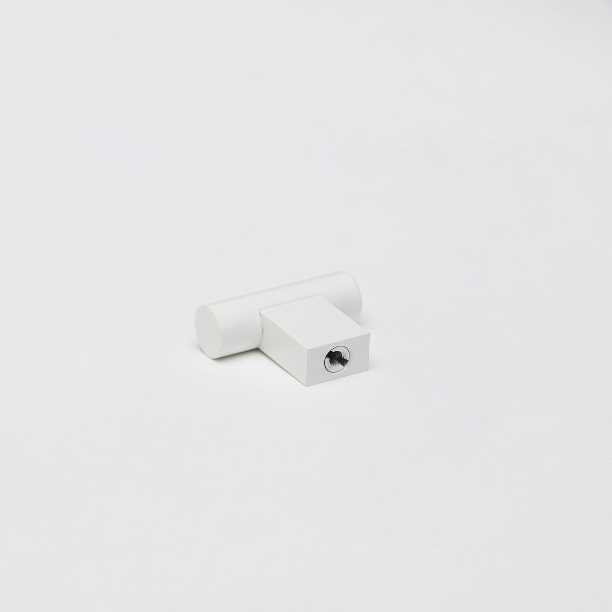 T Pull White — view 4