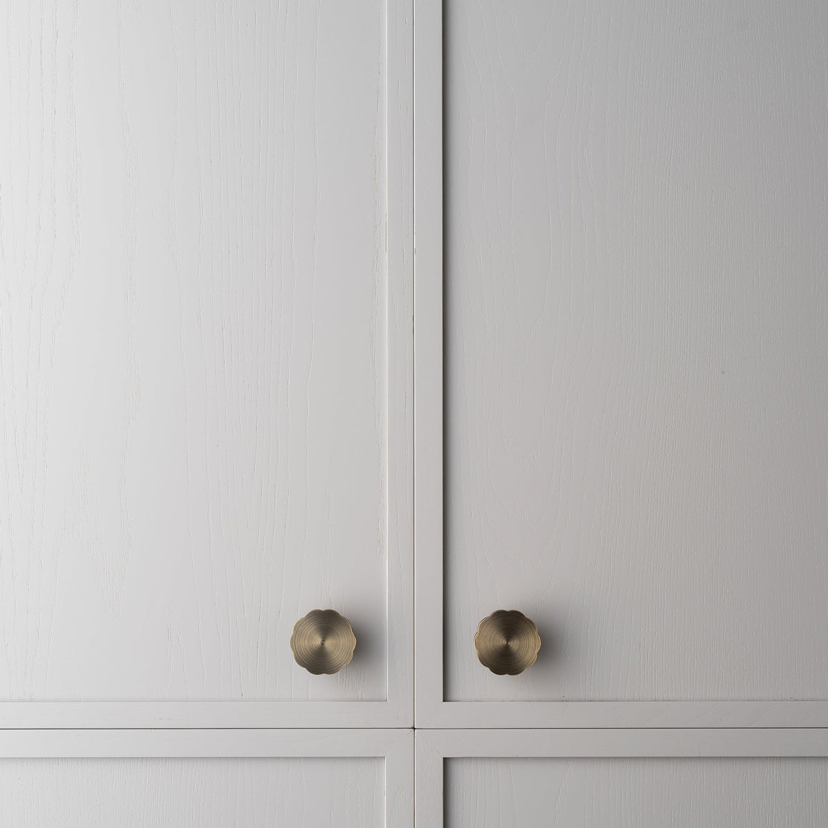 Tropez Knob Aged Brass — view 5