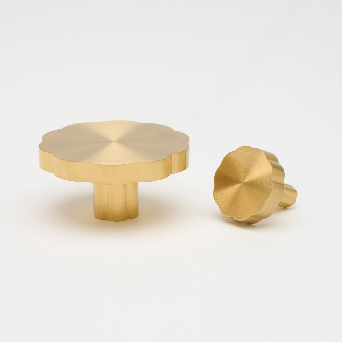 Tropez Knob Brass — view 2