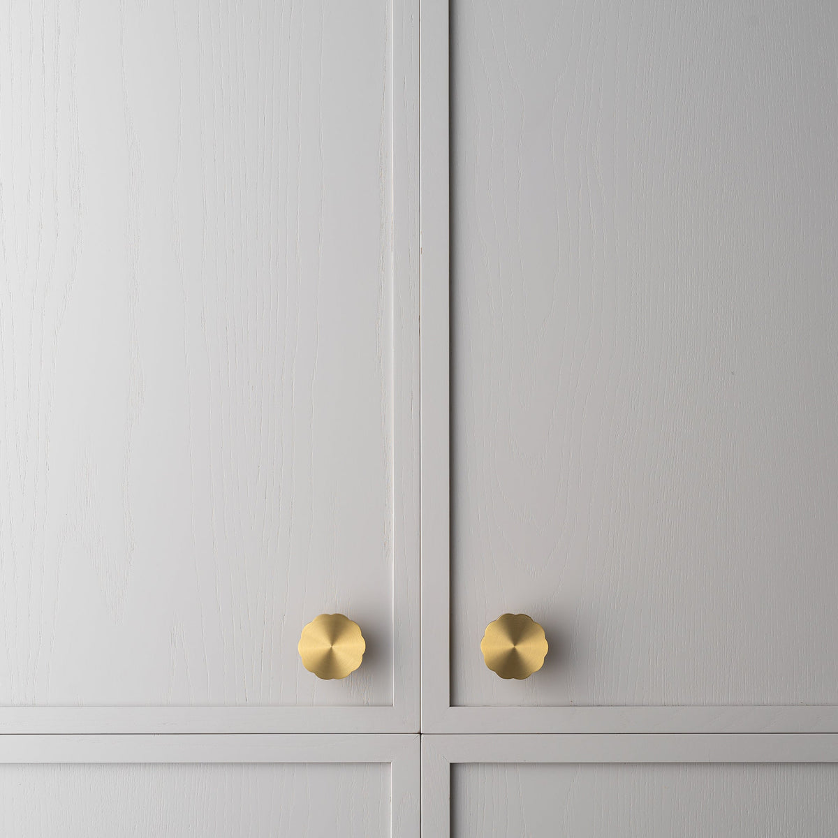 Tropez Knob Brass — view 5