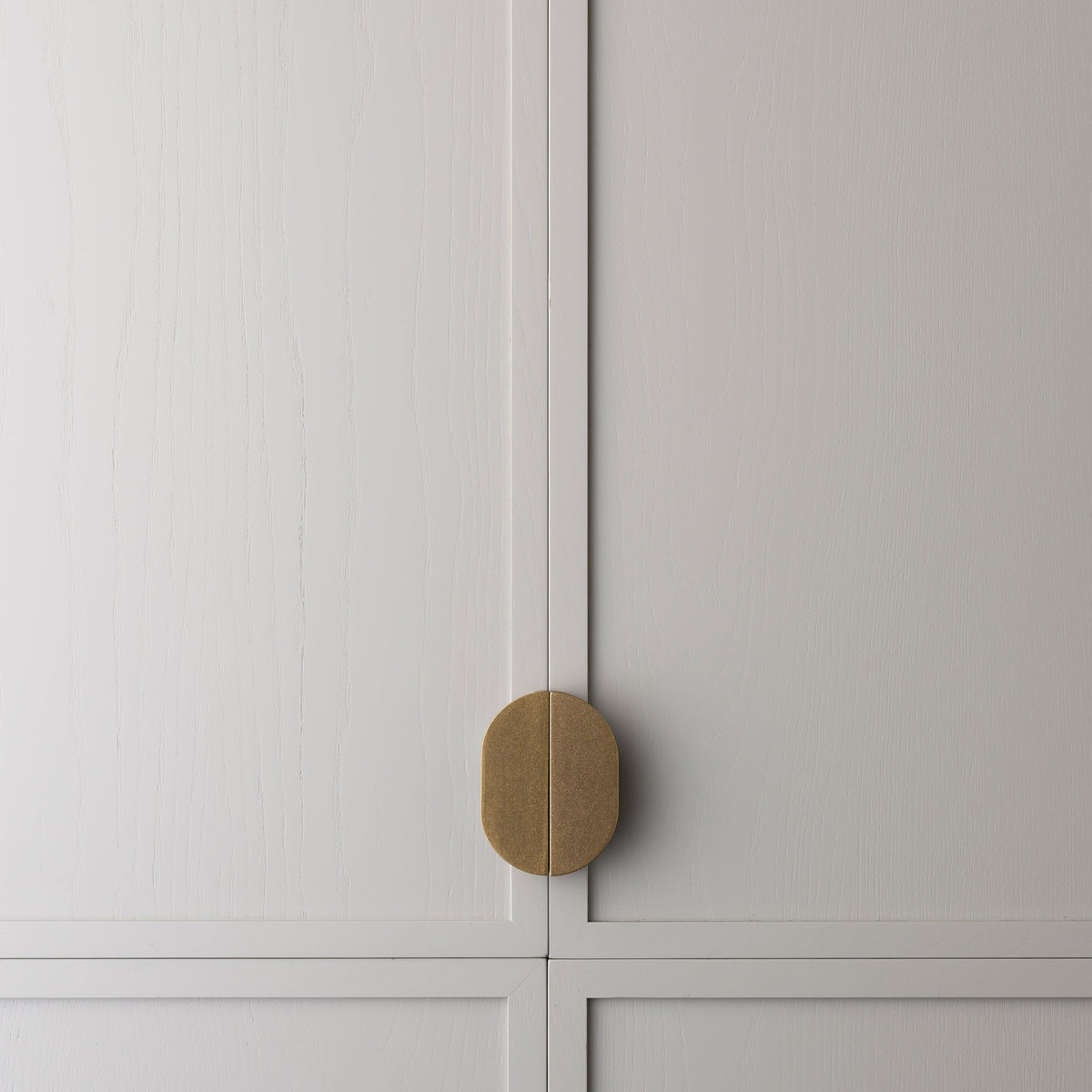 Isla Pull Tumbled Brass — view 6